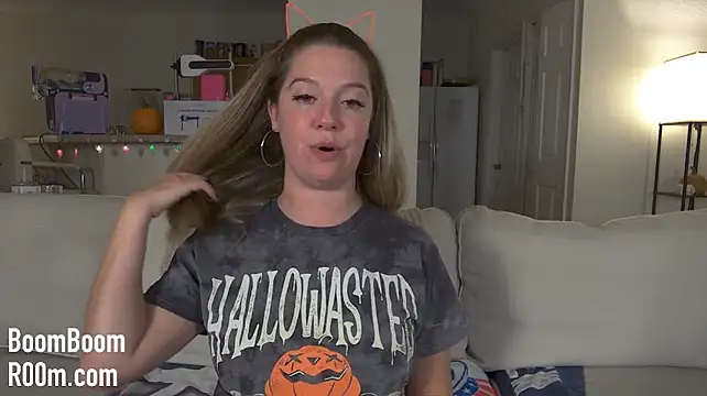Boomboomr00m - Spit, Spank, Rub + Finger Pussy