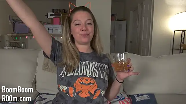 Boomboomr00m - Spit, Spank, Rub + Finger Pussy
