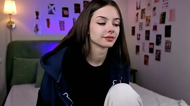 Kiara_beauty - play with panties