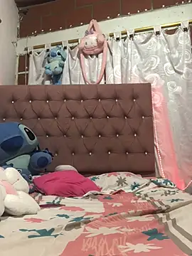 Rachellcooperrr - Oil the ass spank ass spank tits