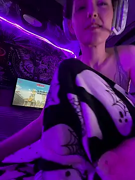 Lilactease - ✨💦pussy play over camera💦✨