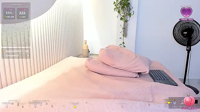 Luna_Tylor - RIDE DILDO