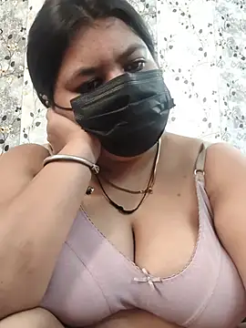 Hot_cristy - Boobs licking 🫣💋