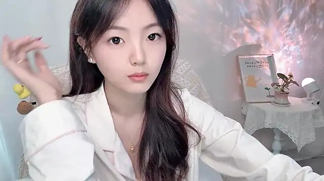 Wenwen8888 - 如果哥哥跟我玩猜拳 我只会出剪刀 因为哥哥是我的拳布