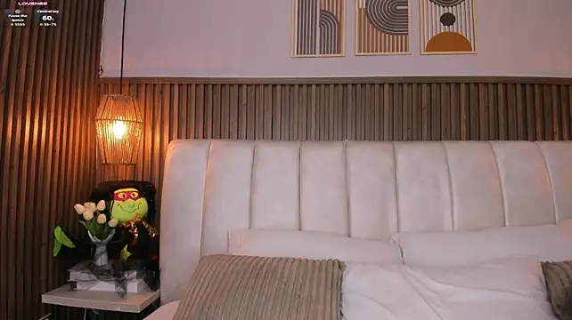 PerlaPreciosa - Fingers in my ass:300