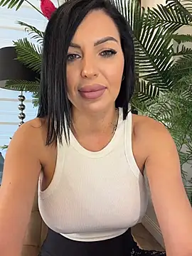 ReynaMorel - Tease naked boobies