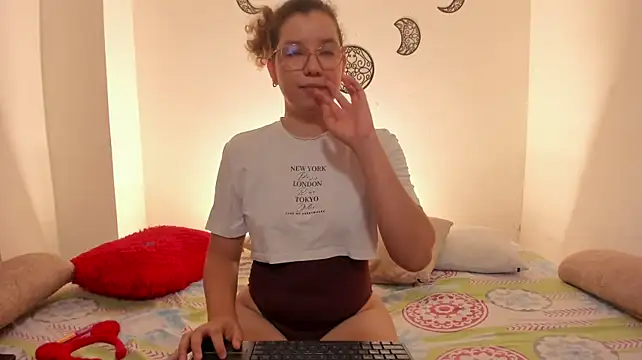 BUUNNY_BELLA - kiss me