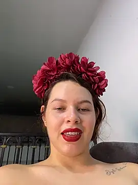 Miacarrot - Milk in my pussy