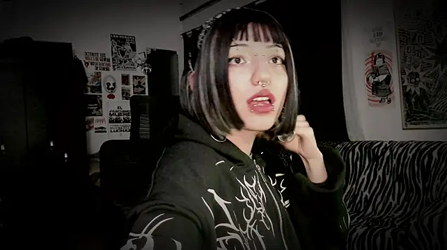 roxy_toxic