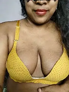 Quite_Malsha - Ass 3fingar 5min🥵