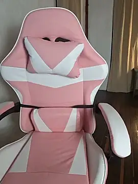 Elizabeth_Parker_Of - Striptease + spits boobs