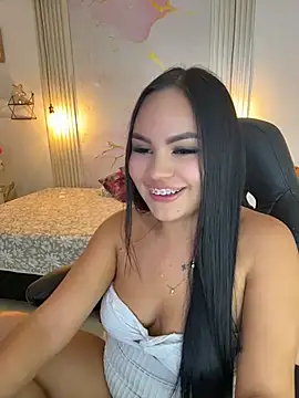 Amber_white15 - full naked