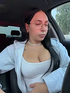 Bunny_Lush - Topless&Rub my nipples