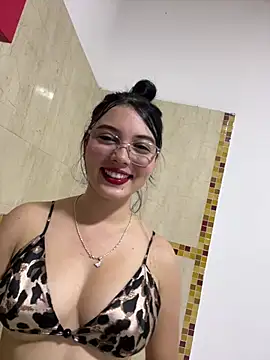 Julianne_valerin - MILK BOOBS