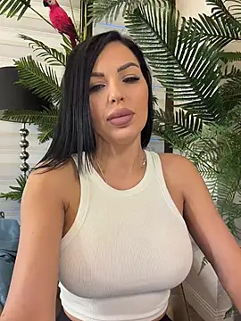 ReynaMorel - Tease naked boobies