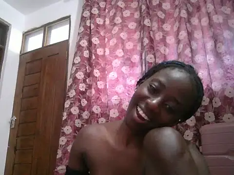 Darkpretty23 - sexy big nipples for yu daddy