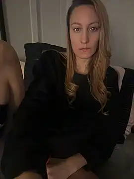 Anne-Laurent - 💦squirt+tits🍒 LT 3 min cntrl