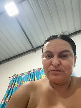 Horny-Mommy-Dirty - dildo in my pussy + cum