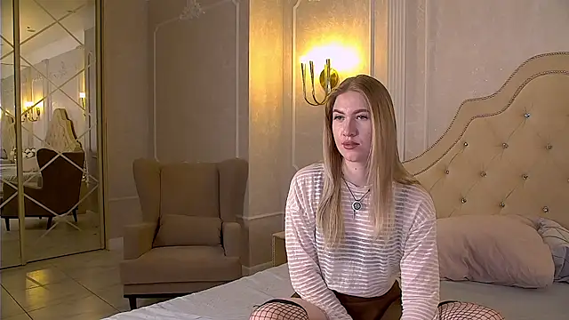 AzaliaFoster - 💋Suck fingers