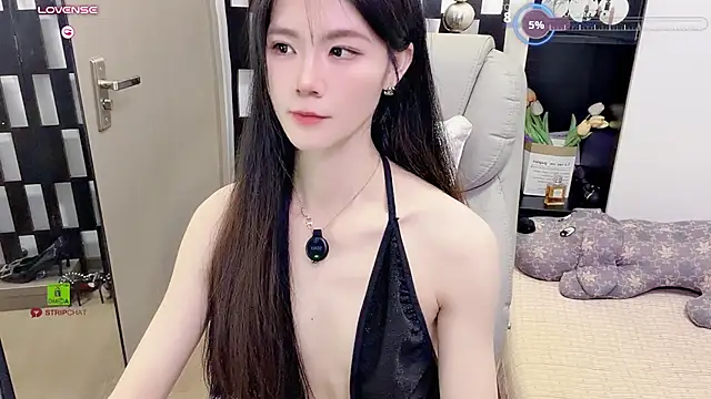 Yueyue-MM - 小粉塞入3分钟
