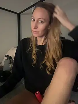 Anne-Laurent - 💦squirt+tits🍒 LT 3 min cntrl