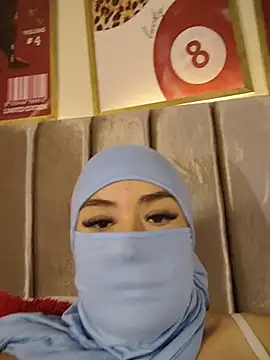 Baby_Doll_28 - Photo naked pm