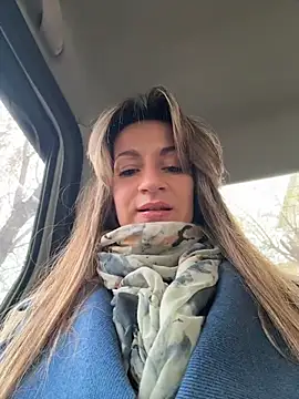 EvvaMur - walk around without panties