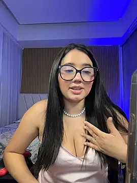 Michelle_Zoe - MASTURBACION EN PÚBLICO