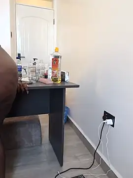 Bustytemptress1 - Make me cum