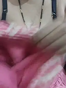 Cutee_bhabhi - Two finger in pussy