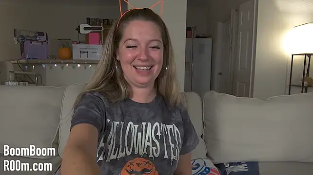 Boomboomr00m - Spit, Spank, Rub + Finger Pussy