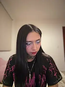 JIORYOvO - 🩵🦇hola