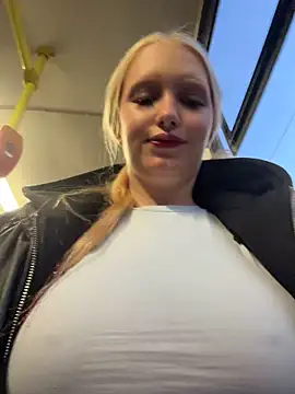 Elfi_InPublic - Massage tits+drool Ahegao in bus