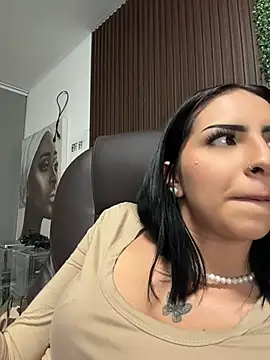 Hilary_pinkk - zoom nipples 🍒