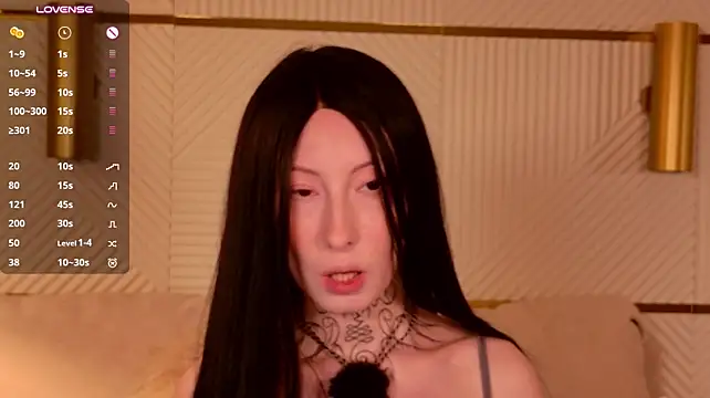 Roxy_morrison_x - pinch nips