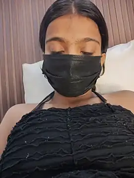 Mini-cutie - Boobs and oil show