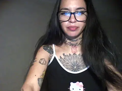 Border-stone - Show Boobs