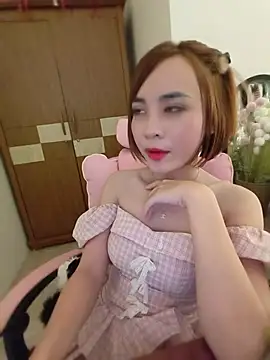 MiuMiu-Love68 - Thoát nghèo