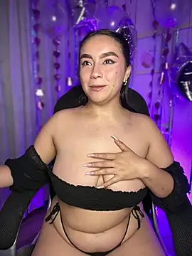 Dafnne_Rosse - Oil tits + Shake 🔥