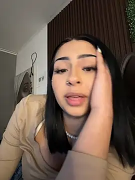 Hilary_pinkk - zoom nipples 🍒