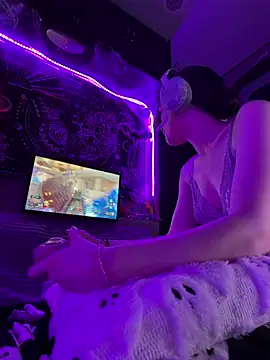 Lilactease - ✨💦pussy play over camera💦✨