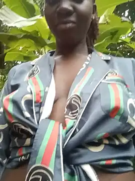 Black_juicy24 - Fringering pussy for daddy