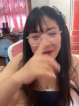 -Lyly_69 - Show zoom 30p