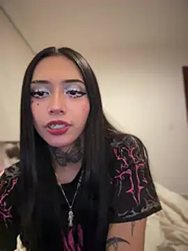 JIORYOvO - 🩵🦇hola