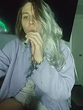 ScarletsWeb - 🔥roll a j with me🔥
