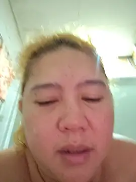 Bitchychubby - dildoooooooooooo and squirt