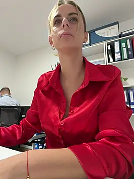 Hii_Lolla - Orgasm at work + LT Long video