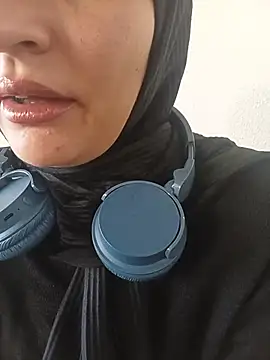 MisyonerNur - Dışarıda göğüslerini aç 😅