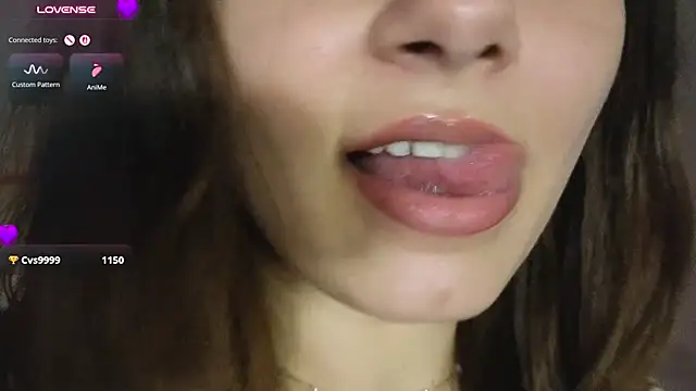 KatarinaHeaven - show bra 20 seconds