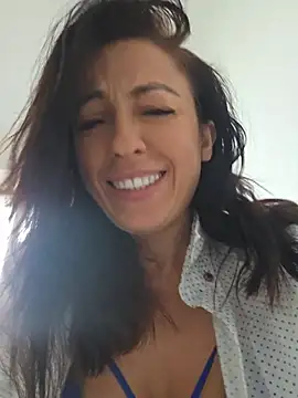 Risky_woman - IN PUBLIC . SQUIRT . WIN WHATSPP